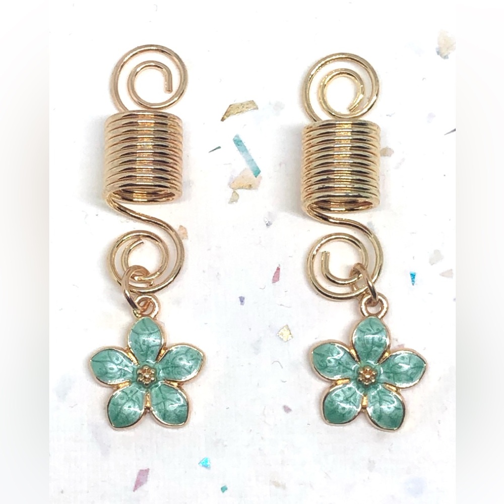Mint Green Enamel Flower Floral Gold Tone Hair Coils Accessory Pair NWOT 2” Boho